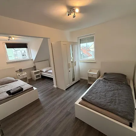 Monteurhaus Am Airport Apartment *